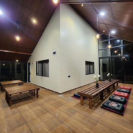 Villa Crosswinds Νουβάρα Ελίγια Εξωτερικό φωτογραφία
